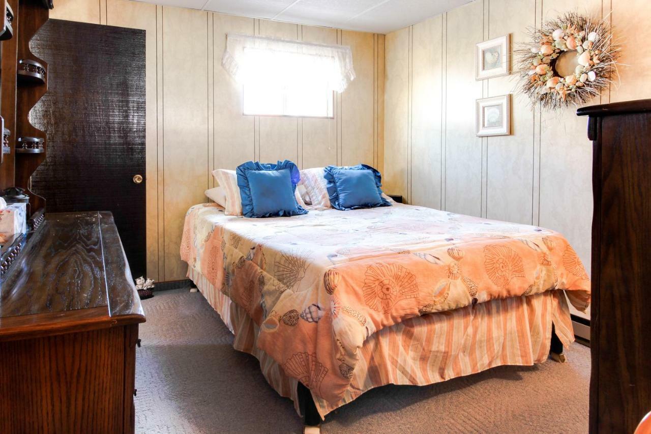 Scenic Bay Float Home Hideaway Athol Exteriér fotografie